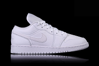 Фото № 2 с приближением к товару «‎Nike Air Jordan 1 Retro GS Triple »