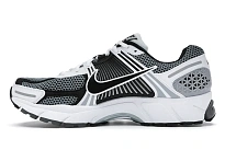 Фото № 3 с приближением к товару «‎Nike Zoom Vomero 5 Dark Grey Black White»