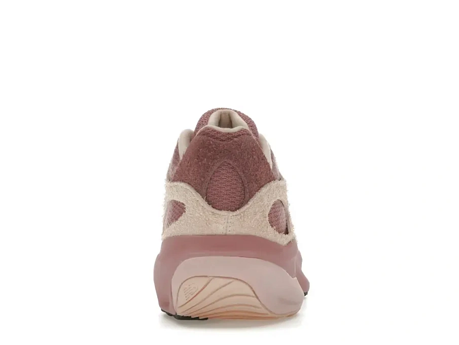 Фото № 4 с приближением к товару «‎New Balance WRPD Runner»