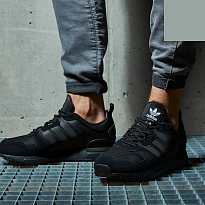 Фото № 3 с приближением к товару «‎adidas originals Zx 700 Hd Shoes Black»