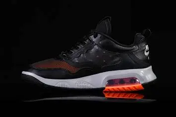 Nike Air Jordan Max 200 Total  - 3