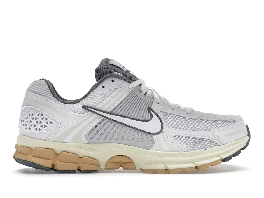 Фото № 1 с приближением к товару «‎Nike Zoom Vomero 5»