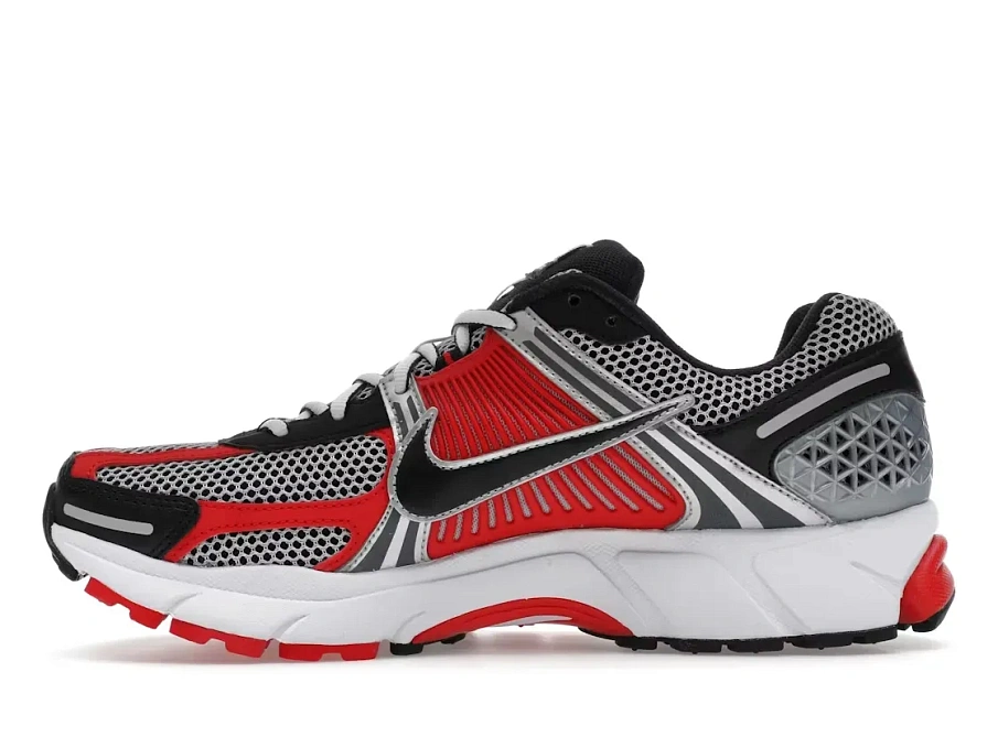 Фото № 3 с приближением к товару «‎Nike Zoom Vomero 5»