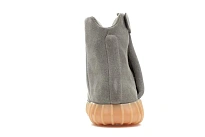 Фото № 4 с приближением к товару «‎adidas Yeezy Boost 750»