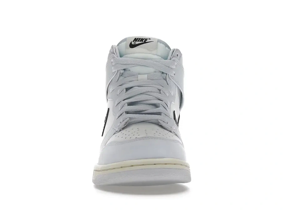 Фото № 2 с приближением к товару «‎Nike Dunk High»