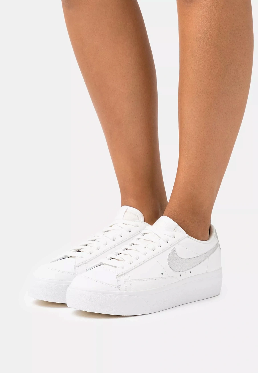 Фото № 1 с приближением к товару «‎W BLAZER LOW PLATFORM ESS»