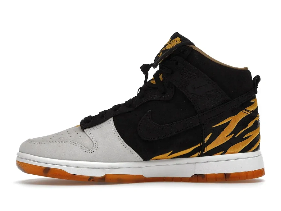Фото № 3 с приближением к товару «‎Nike Dunk High Retro PRM Year of the Tiger»