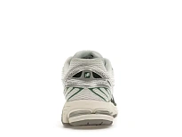 Фото № 4 с приближением к товару «‎New Balance 860 V2»