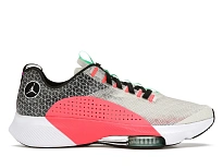 Фото № 1 с приближением к товару «‎Jordan Air Zoom Renegade White Infrared 23 Black»