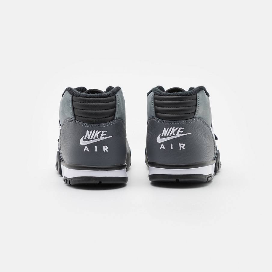 Фото № 3 с приближением к товару «‎Nike Air Trainer 1 »