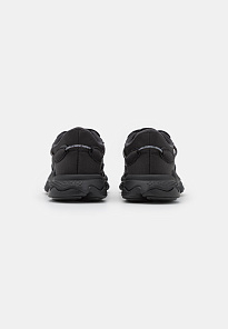 Фото № 4 с приближением к товару «‎Adidas Ozweego »