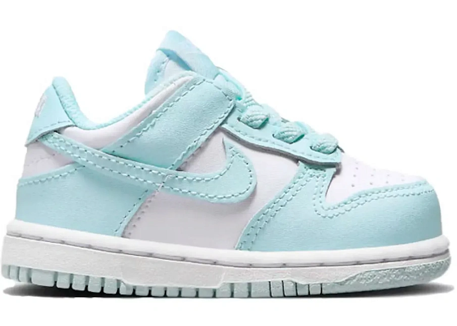 Фото № 1 с приближением к товару «‎Nike Dunk Low»