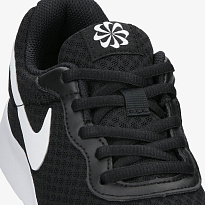 Фото № 5 с приближением к товару «‎Nike Tanjun»