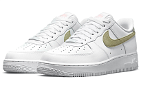 Фото № 3 с приближением к товару «‎Nike Air Force 1 Low "Olive Suede Swooshes" WhiteGreen»