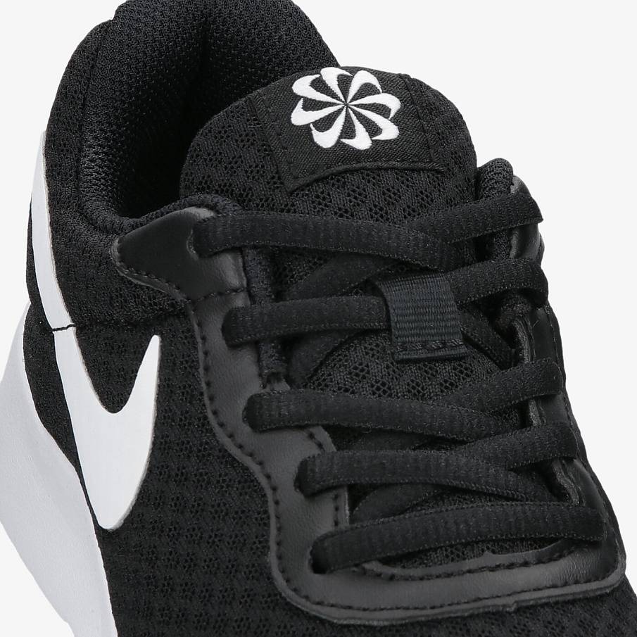 Фото № 5 с приближением к товару «‎Nike Tanjun»