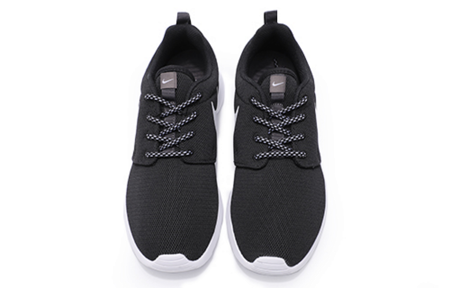 Фото № 4 с приближением к товару «‎Nike Roshe One Black White (W)»