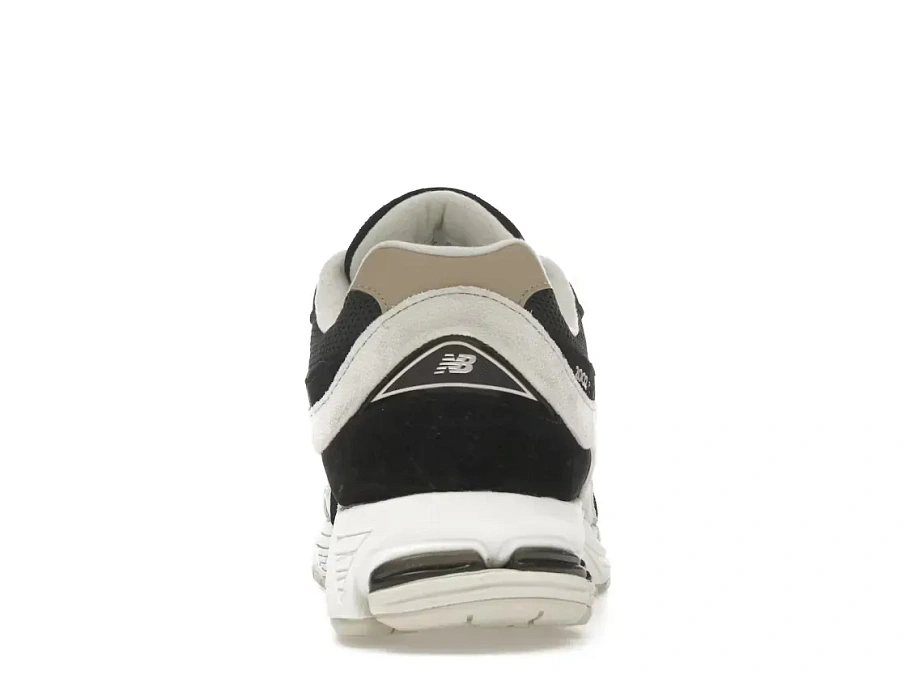 Фото № 4 с приближением к товару «‎New Balance 2002R»