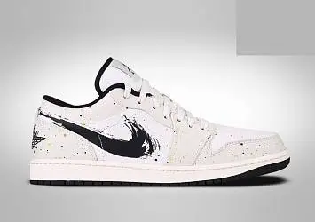Nike Air Jordan 1 Retro SE Brushstroke Swoosh Paint Splatter  - 1
