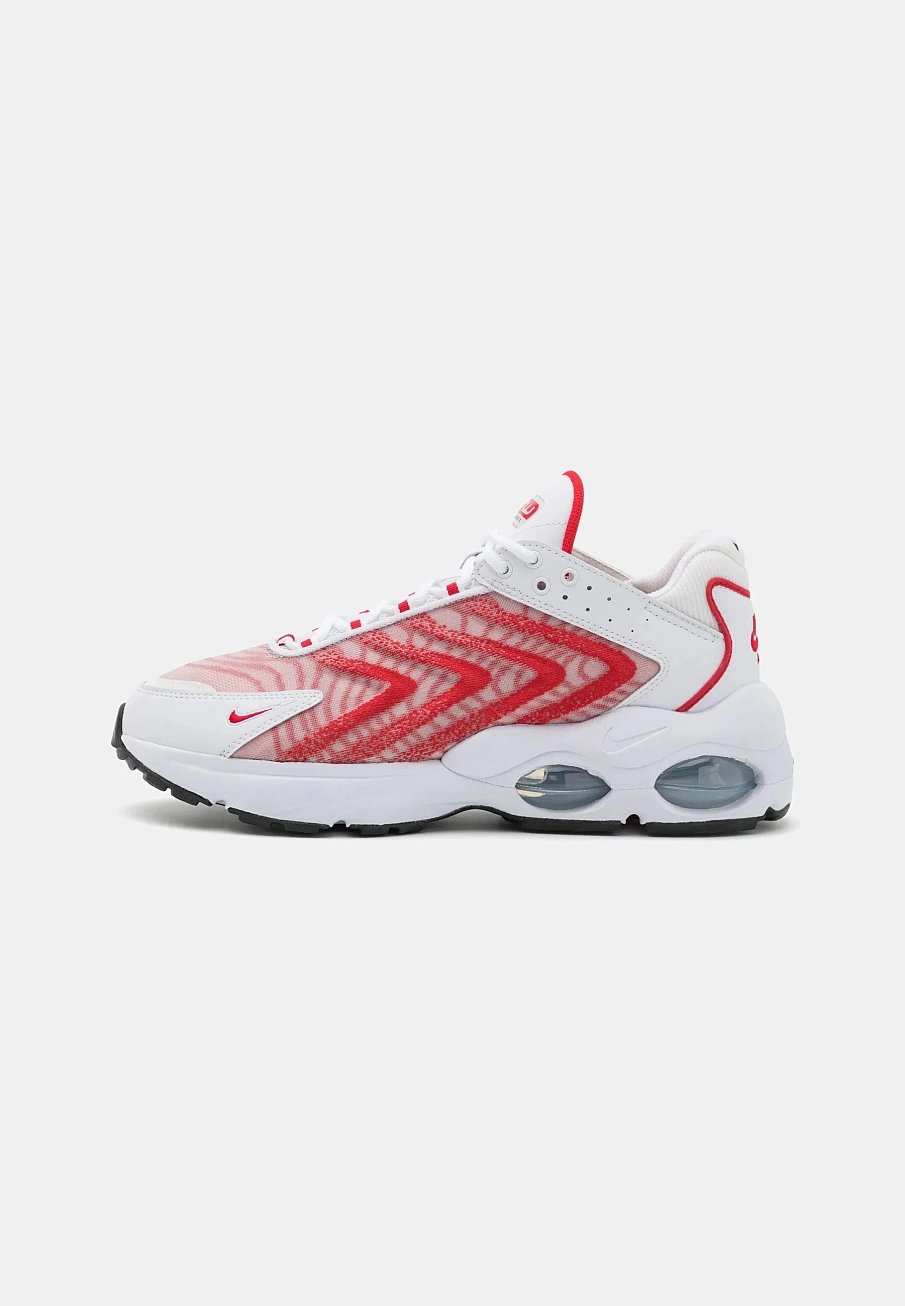 Фото № 1 с приближением к товару «‎AIR MAX TW NN »