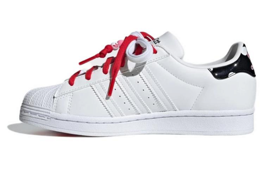 Фото № 1 с приближением к товару «‎ adidas originals Superstar Skate shoes»