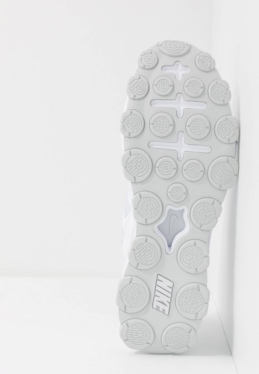 Фото № 4 с приближением к товару «‎Nike Reax 8 TR»