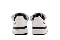 Фото № 5 с приближением к товару «‎Adidas Forum »