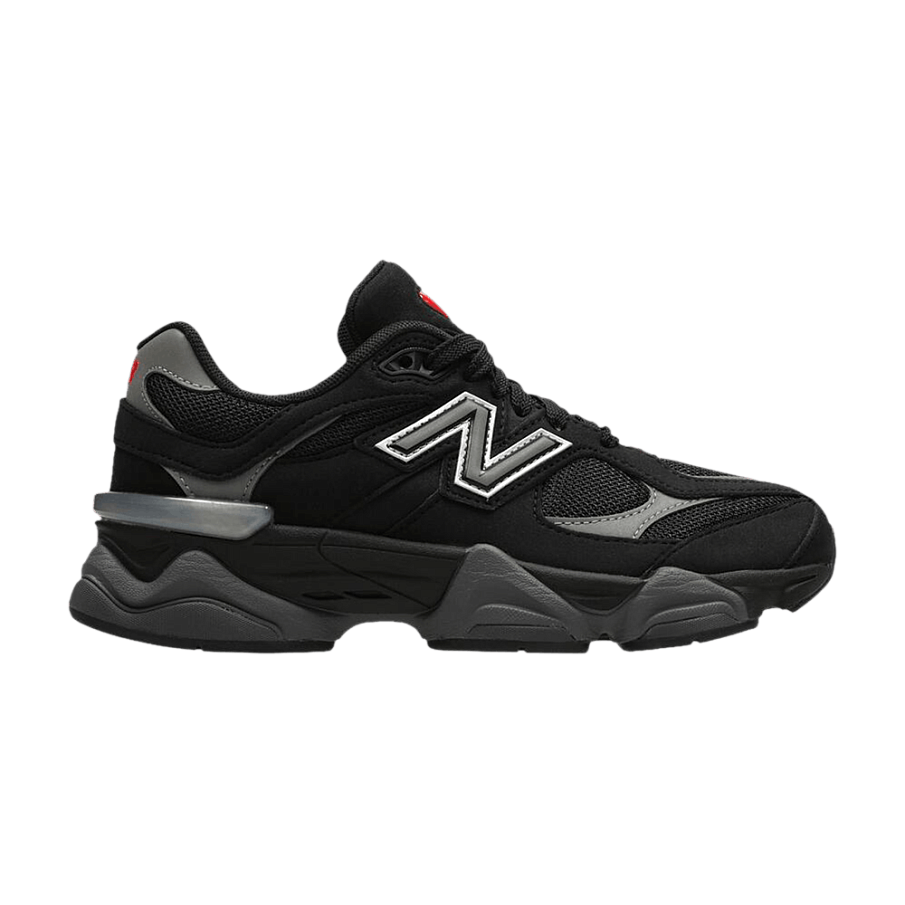 Фото № 1 с приближением к товару «‎New Balance 9060 Big Kid Wide Black Grey Silver»