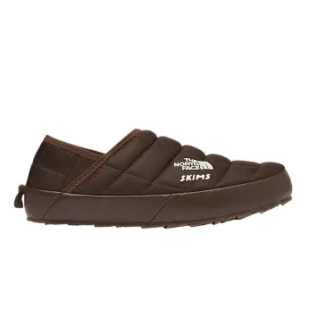 SKIMS x The North Face Women's Thermoball Traction Mule 5 Cocoa - 1