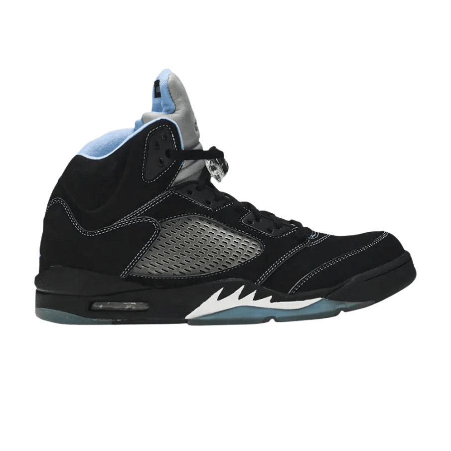 Фото № 1 с приближением к товару «‎Air Jordan 5 Retro Black Carolina / UNC 2026»