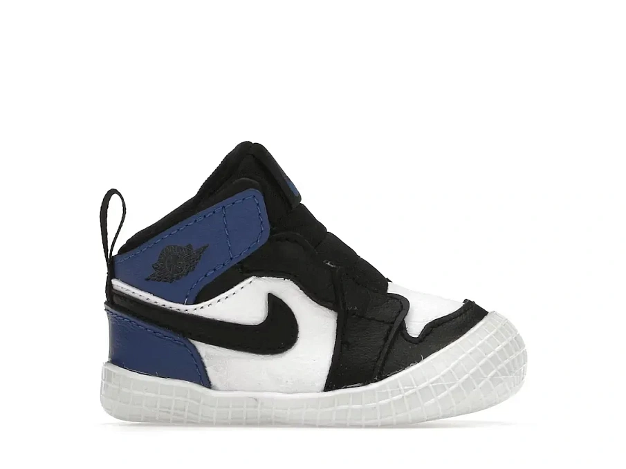 Фото № 1 с приближением к товару «‎Jordan 1 Crib Bootie»