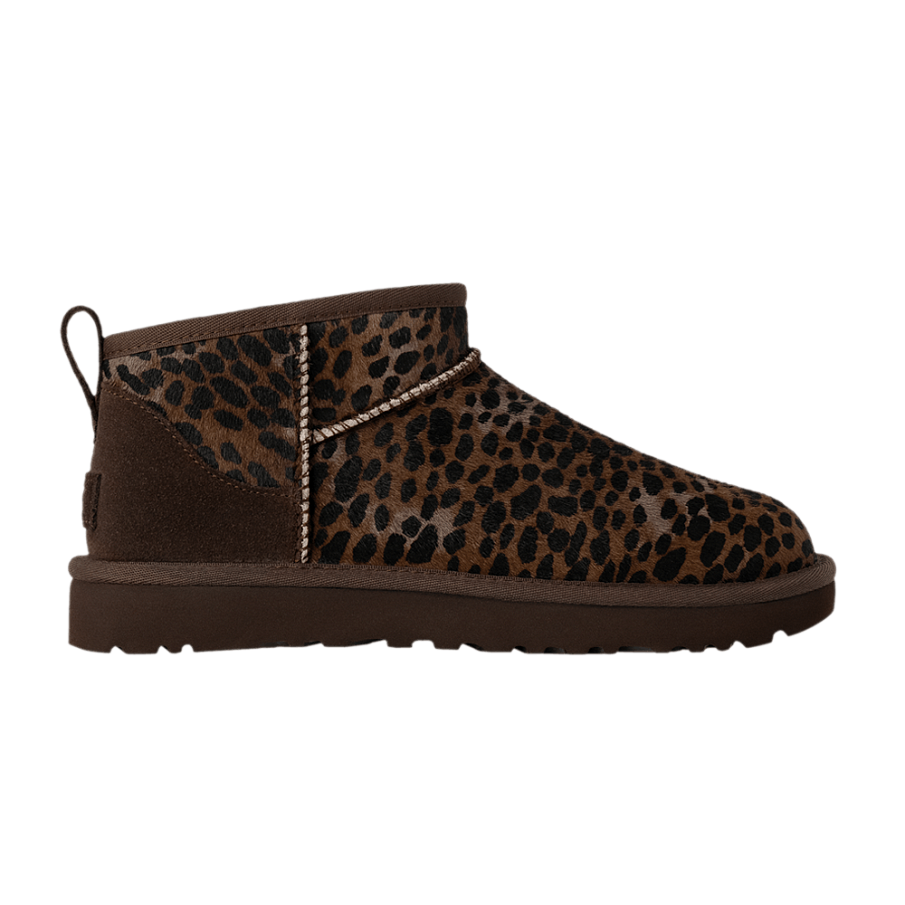 Фото № 1 с приближением к товару «‎UGG Women's Classic Ultra Mini Caspian Boot Burnt Cedar»