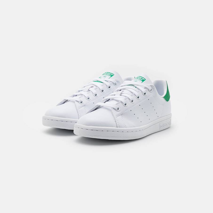 Фото № 4 с приближением к товару «‎Adidas Stan Smith »