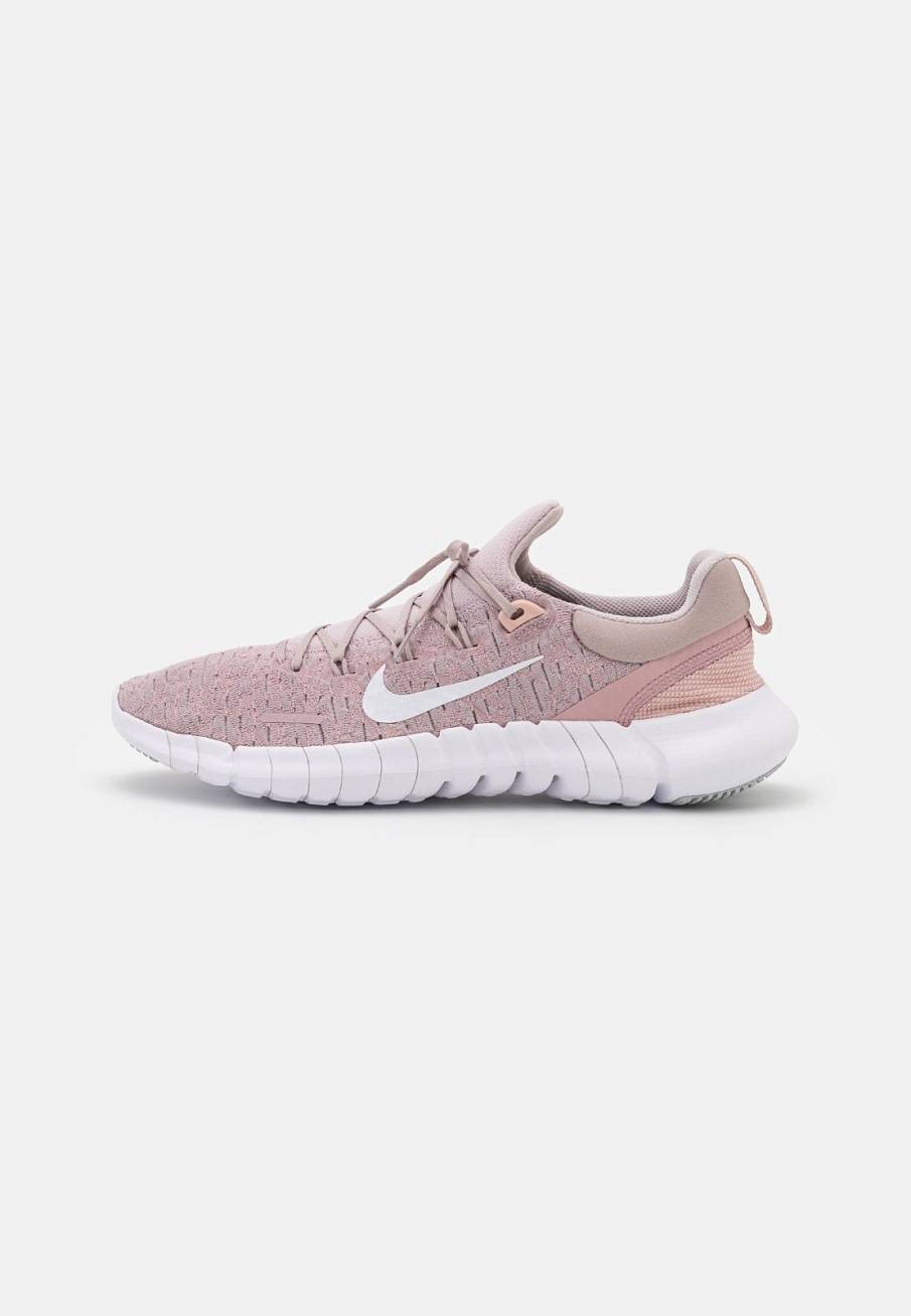 Фото № 1 с приближением к товару «‎Nike Free RN 5.0 Next Nature»