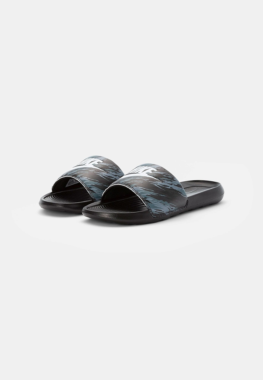 Фото № 1 с приближением к товару «‎Nike Victori One Slide Print»