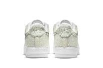 Фото № 4 с приближением к товару «‎Nike Air Force 1»