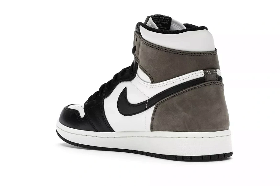 Фото № 4 с приближением к товару «‎Jordan 1 Retro High Dark Mocha»