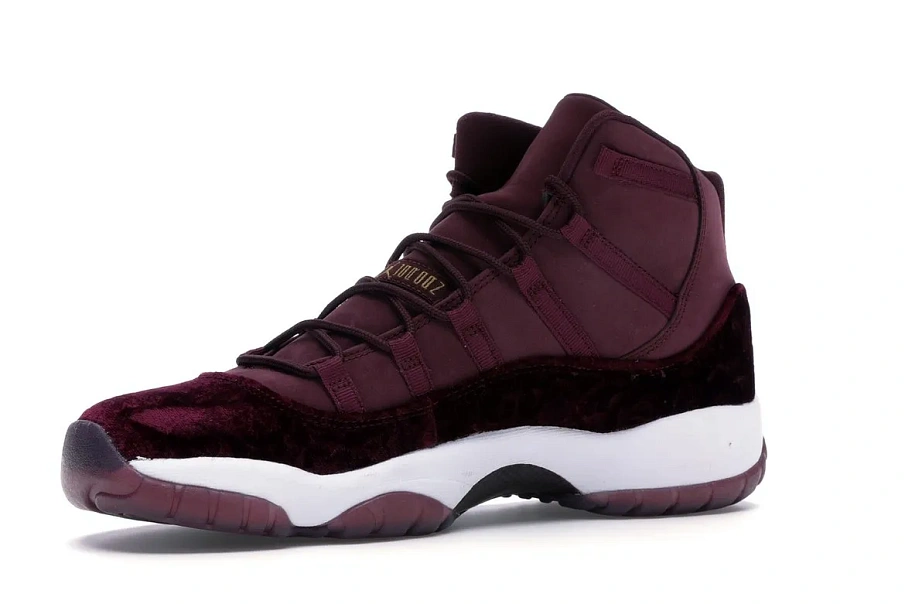 Фото № 2 с приближением к товару «‎Jordan 11 Retro Heiress Night Maroon »