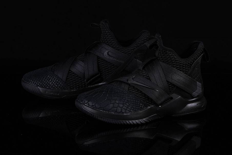 Фото № 2 с приближением к товару «‎Nike Lebron Soldier 12 Sfg Triple »