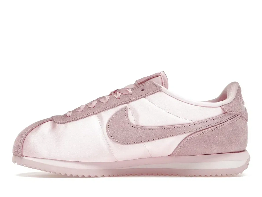 Фото № 3 с приближением к товару «‎Nike Cortez Textile»