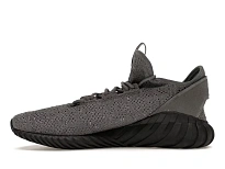Фото № 3 с приближением к товару «‎adidas Tubular Doom»
