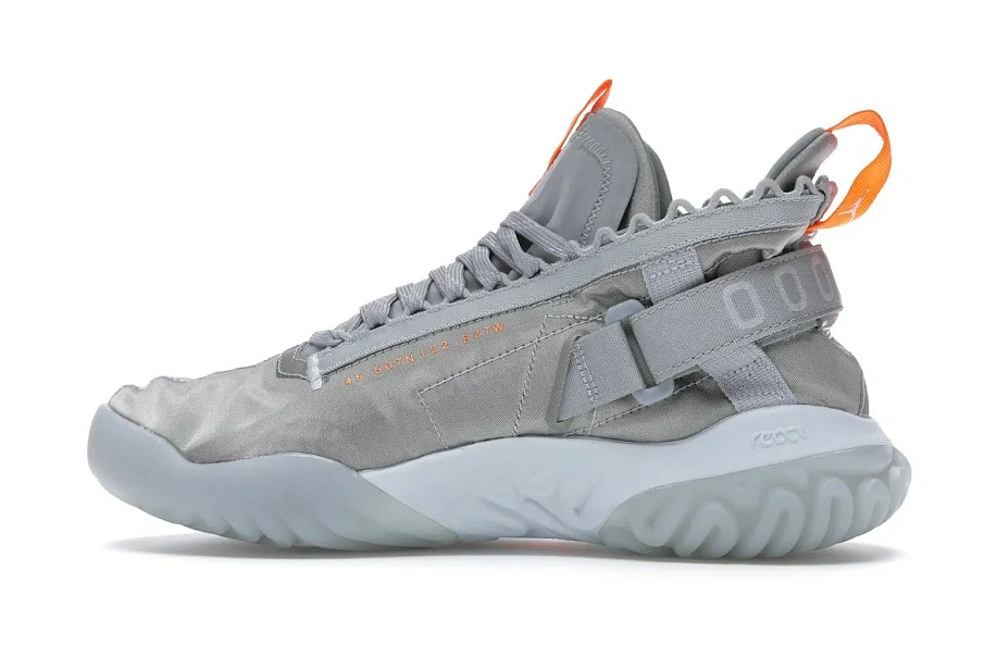 Фото № 6 с приближением к товару «‎Jordan Proto React Wolf Grey Total Orange»
