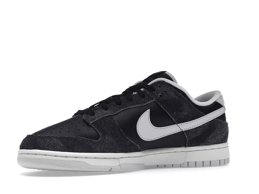 Фото № 3 с приближением к товару «‎Nike Dunk Low Retro Animal Pack Zebra»