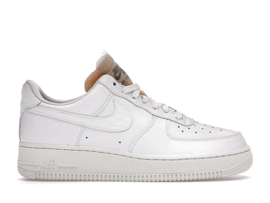Фото № 1 с приближением к товару «‎Nike Air Force 1 Low 07 LX Bling »