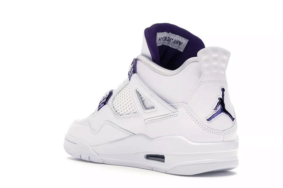 Фото № 4 с приближением к товару «‎Jordan 4 Retro Metallic Purple»