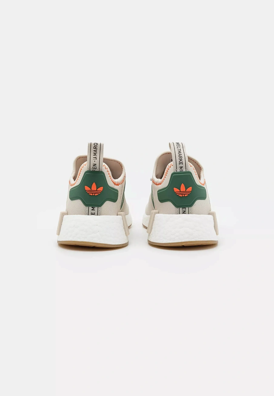 Фото № 4 с приближением к товару «‎NMD_R1 UNISEX»