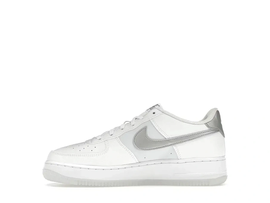 Фото № 3 с приближением к товару «‎Nike Air Force 1 Low»