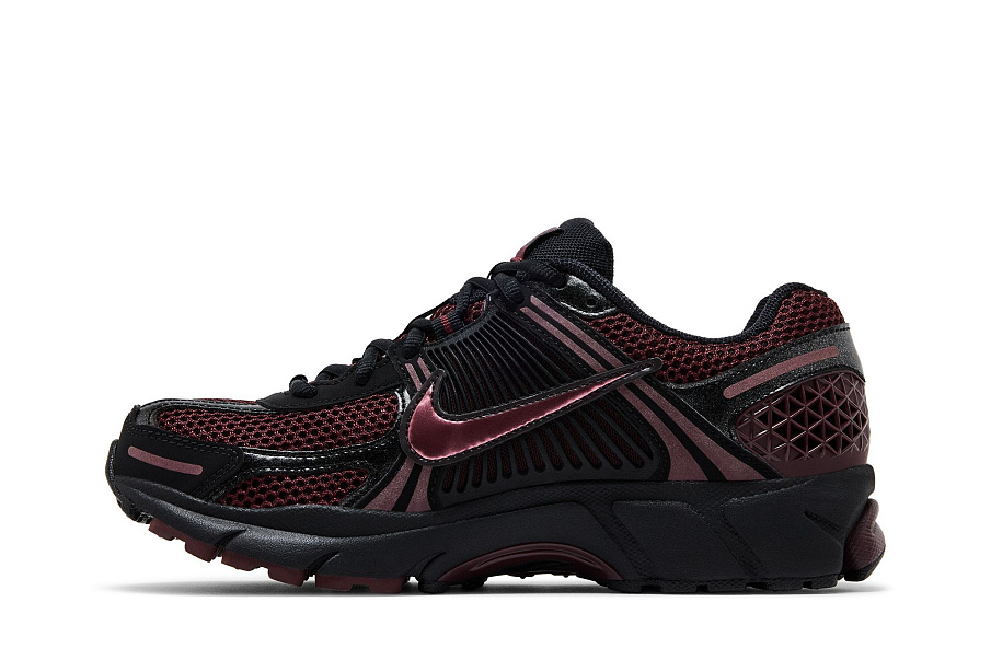 Фото № 4 с приближением к товару «‎Nike Women's Zoom Vomero 5 Black Burgundy Crush»
