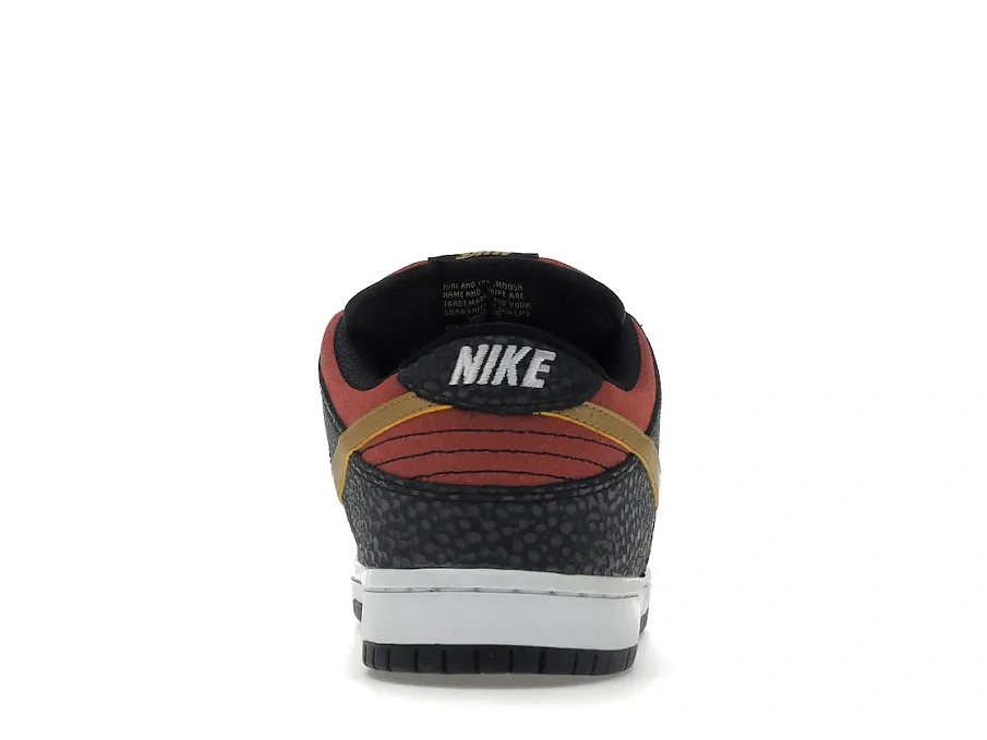 Фото № 4 с приближением к товару «‎Nike SB Dunk Low Walk of Fame»