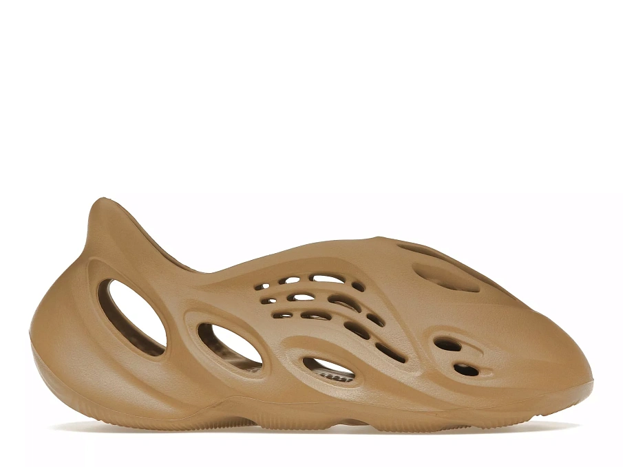 Фото № 1 с приближением к товару «‎adidas Yeezy Foam RNR Clay Taupe»