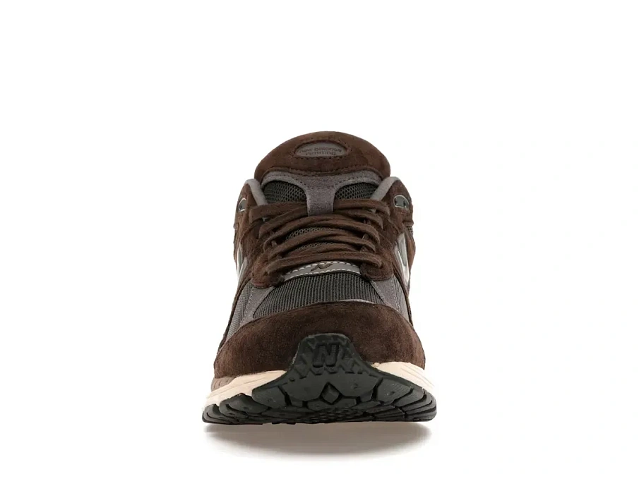 Фото № 2 с приближением к товару «‎New Balance 2002R»